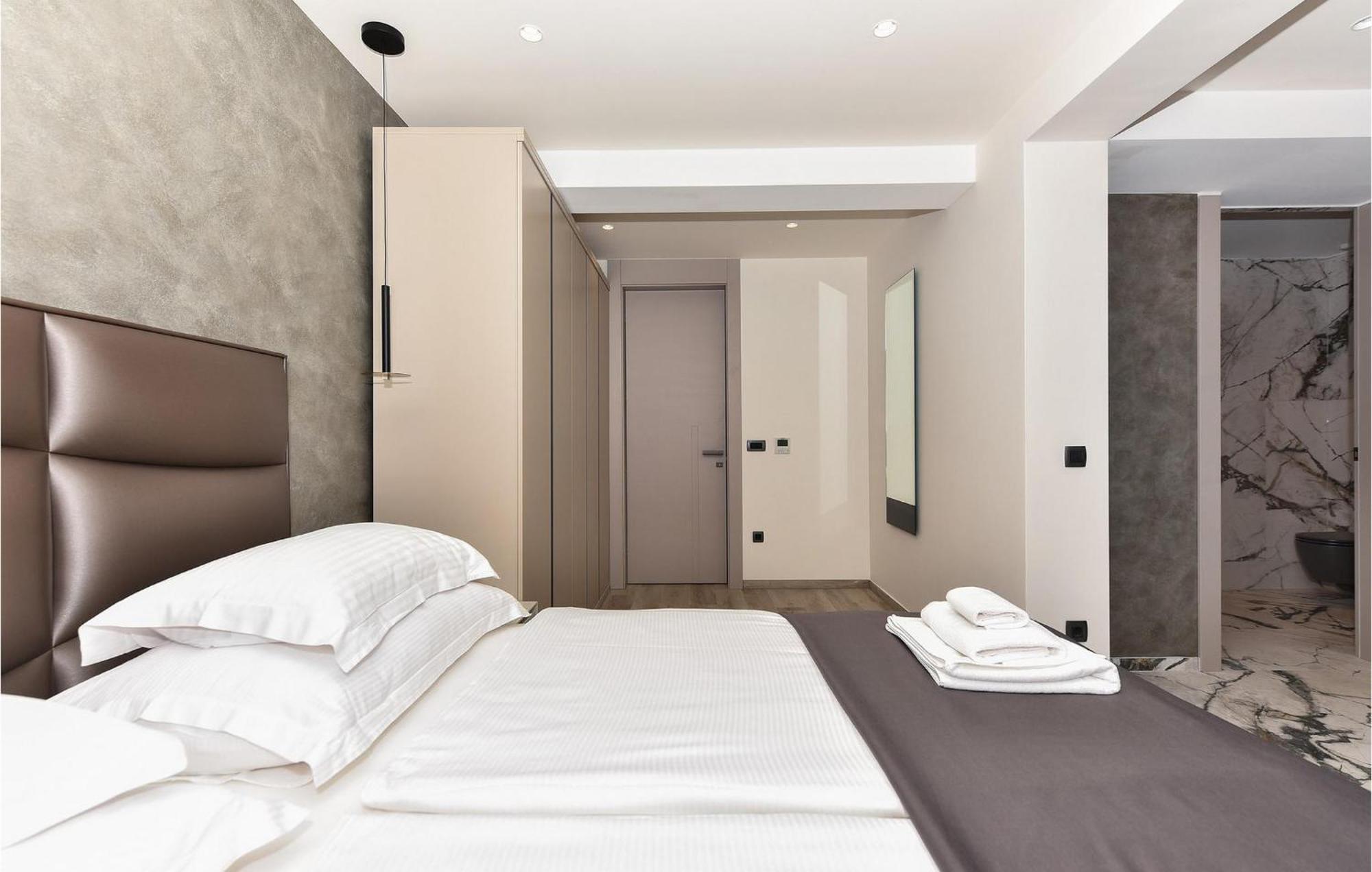 Holiday home Horatia *