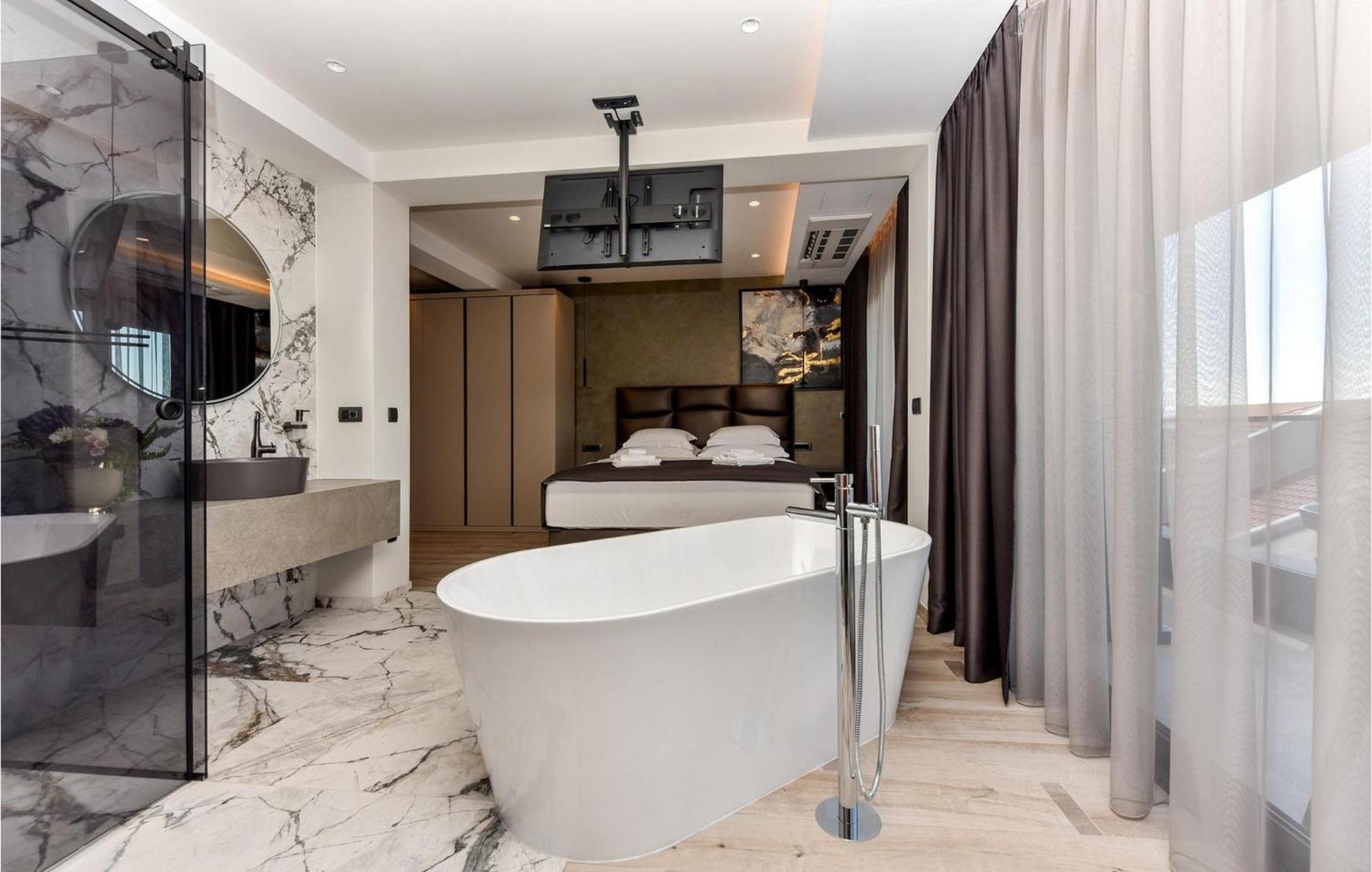 Holiday home Horatia Makarska