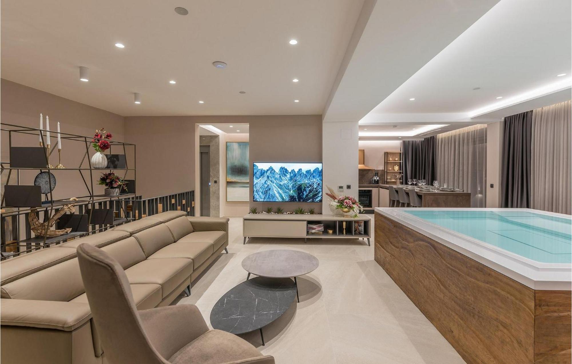 Holiday home Horatia Makarska